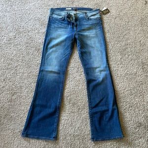 Kut from the Kloth Karen Baby Bootcut jeans